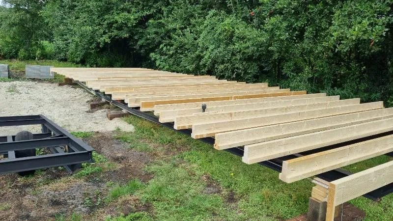 De vloer op het onderstel maken